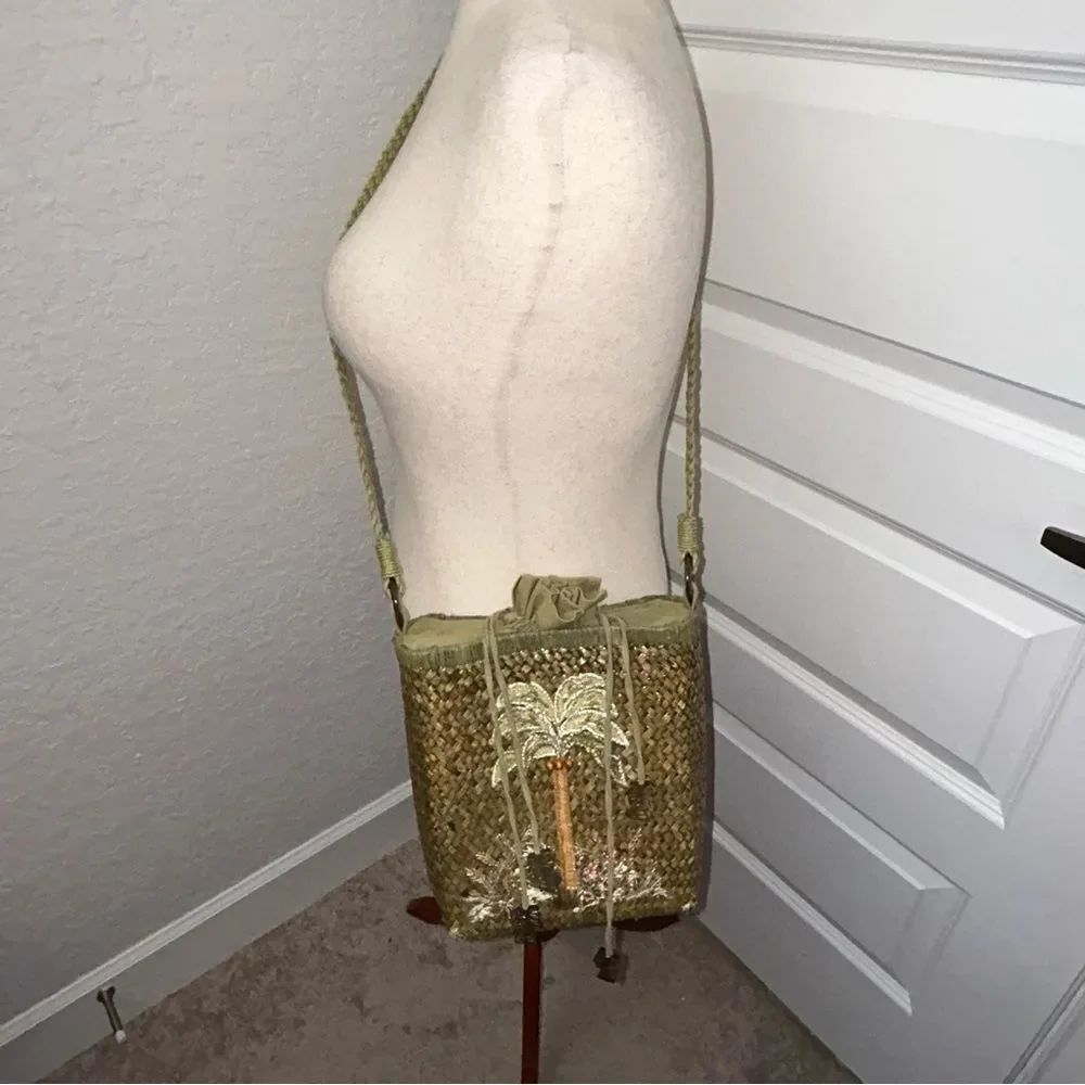 Cappelli Straworld Palm Tree Embroidered Straw Crossbody Purse Bag